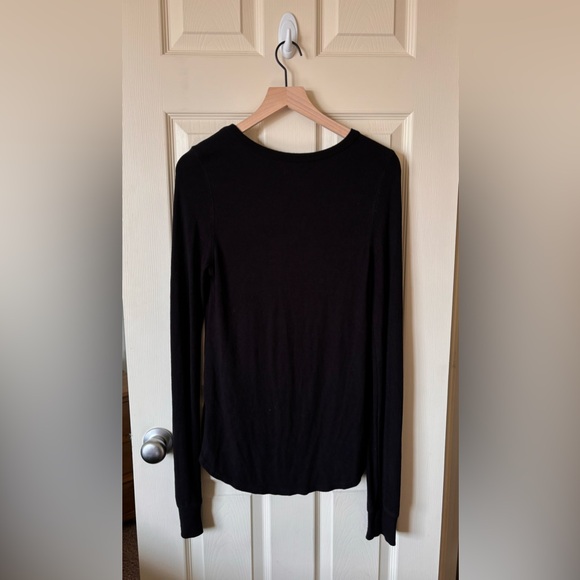 Neuflora Stayton Top — Black - Picture 2 of 2